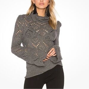 NWOT FREE PEOPLE Shoot From The Heart Sweater, Gray